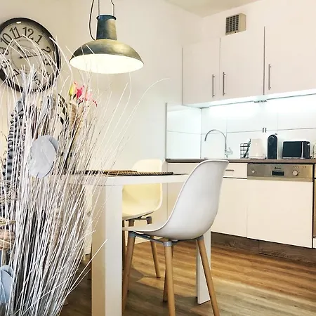 Gemuetliches Mit Balkon Und Tiefgaragenstellplatz