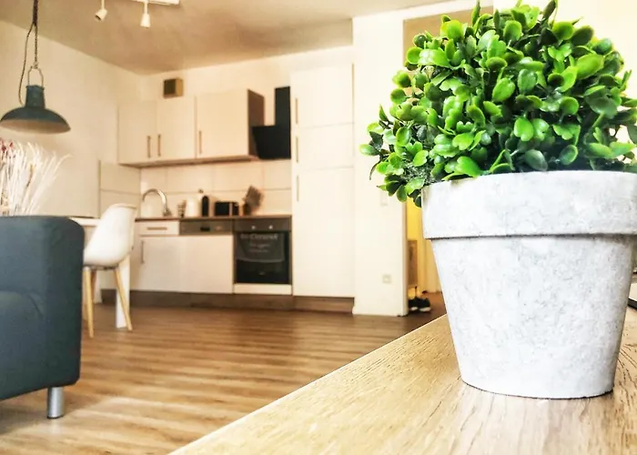 Gemuetliches Mit Balkon Und Tiefgaragenstellplatz Daire *