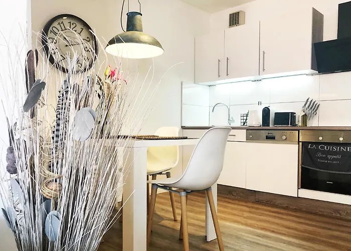 Gemuetliches Mit Balkon Und Tiefgaragenstellplatz